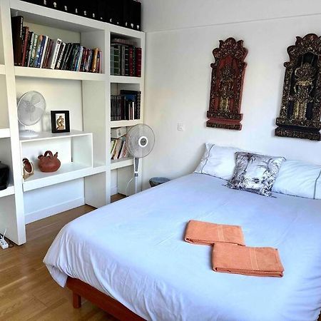 Private Bedroom 2 Near Eiffel Tower, Saint Germain Париж Екстериор снимка